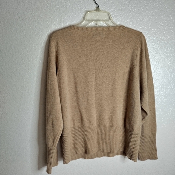 Bloomingdale's cashmere v neck long sleeve sweater sz 1X - Picture 3 of 6